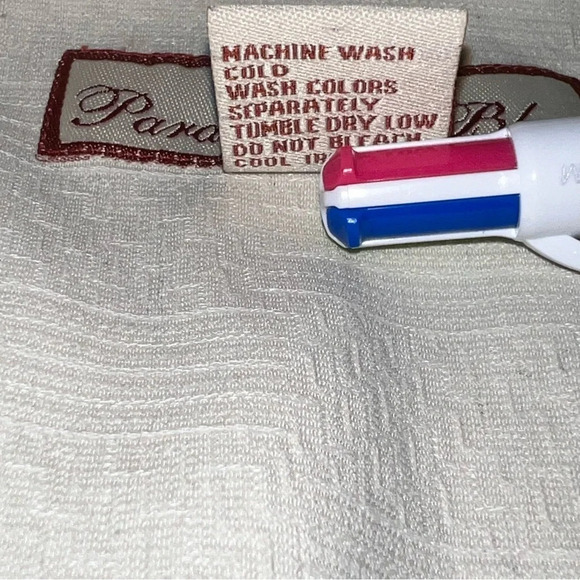 Paradise Blue,M, silk embroidered button front hem vents tropical Hawaiian shirt - Picture 11 of 11